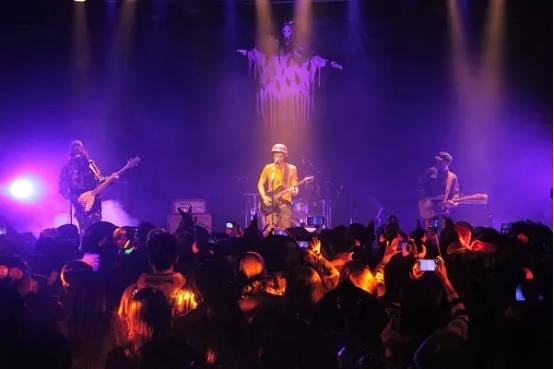 ‘ag亚娱官网’赢越人生:一笔本金、两笔利息、三种领取、四个账户、五全齐美(图1) AG亚娱集团