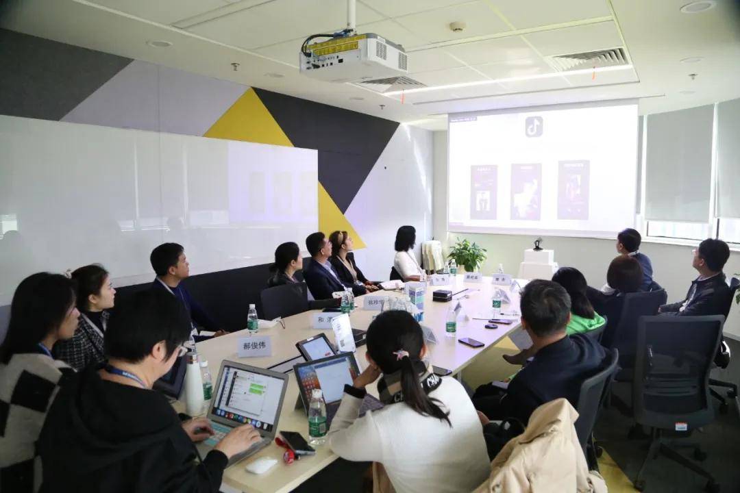 ag亚娱官网|
曹妃甸职业技术学院向导到字节跳动（头条学院）考察交流(图3)